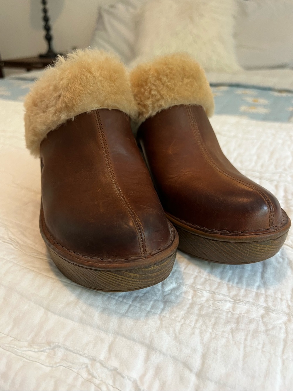 Born Shearling-Trim Leather Clog Heels Brown Size 8